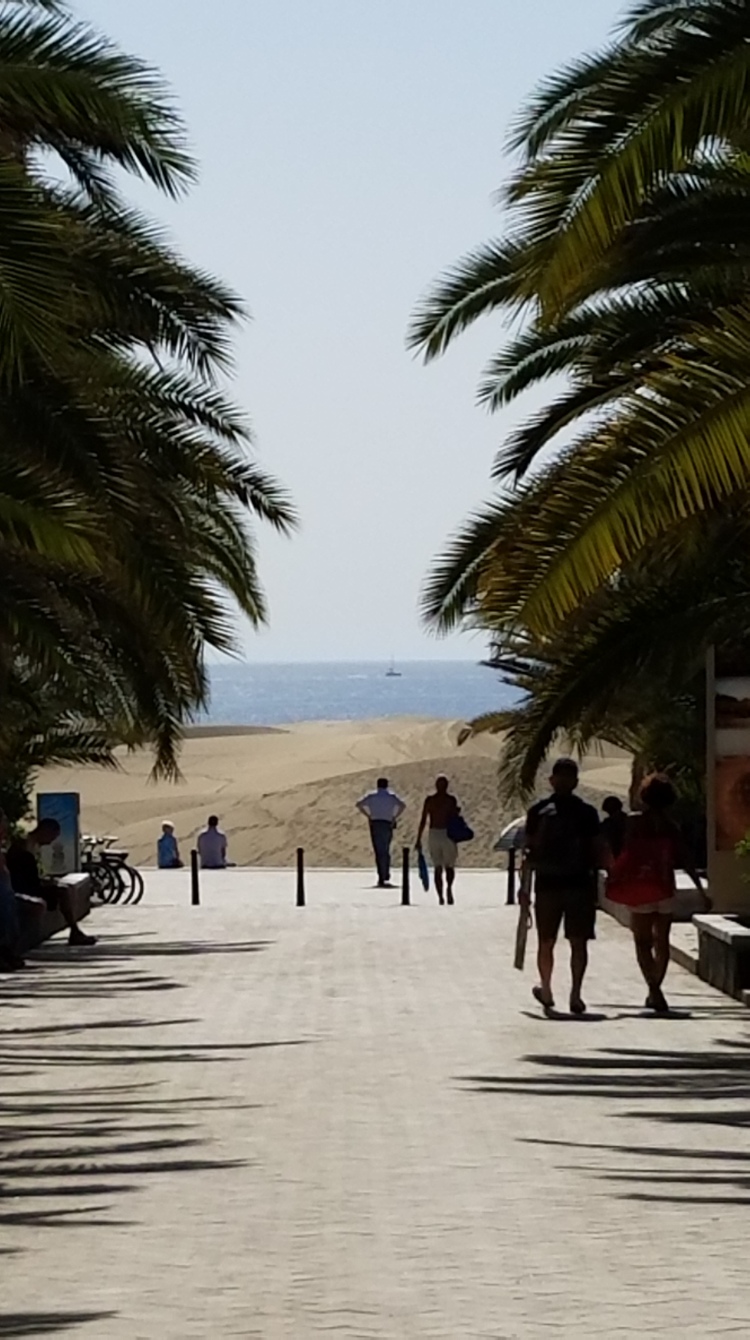 Canary Islands Travel Tip | Prepare for Maspalomas | Go in the early morning, before the sand gets too hot