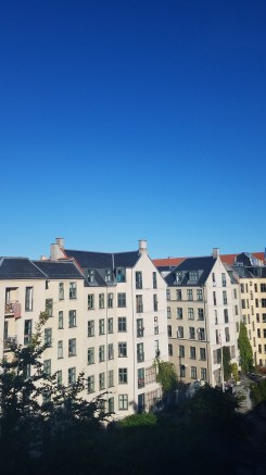 copenhagen travel guide | stay in an airbnb, do a free walking tour